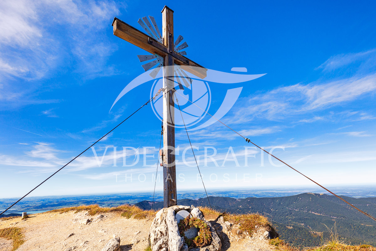 Summit-Crosses-808.jpg