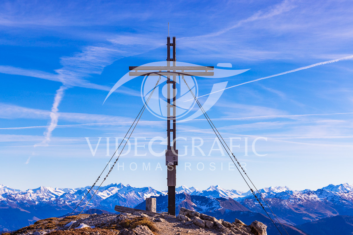 Summit-Crosses-863.jpg