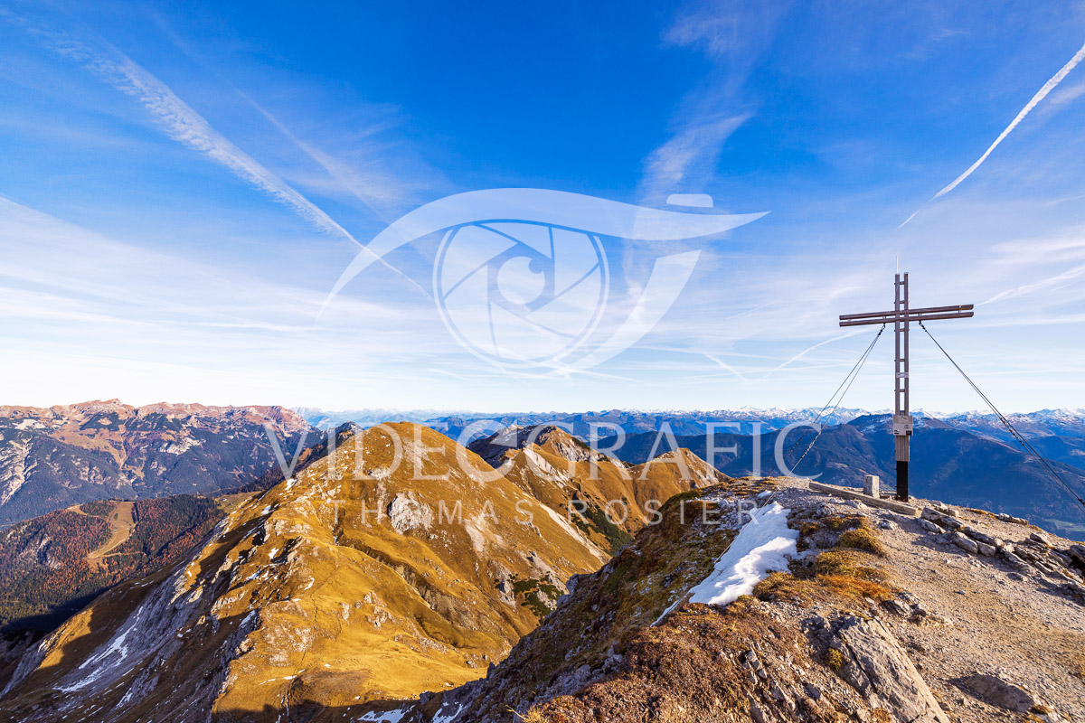 Summit-Crosses-865.jpg
