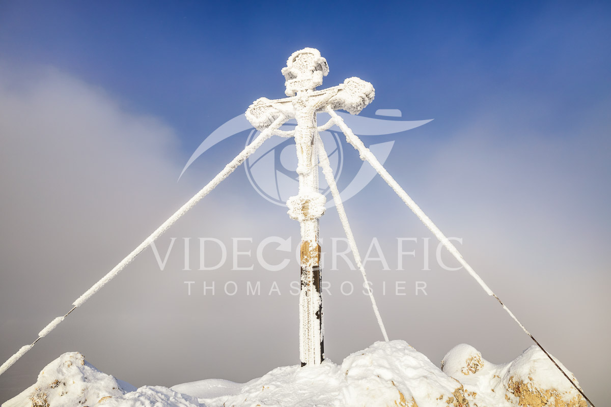 Summit-Crosses-867.jpg