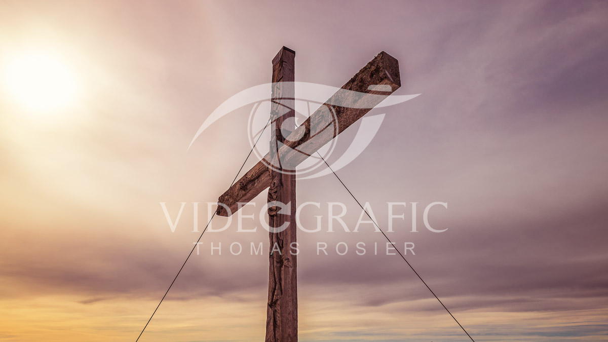 Summit-Crosses-888.jpg