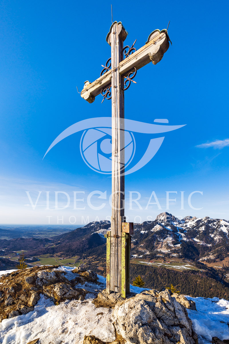 Summit-Crosses-890.jpg