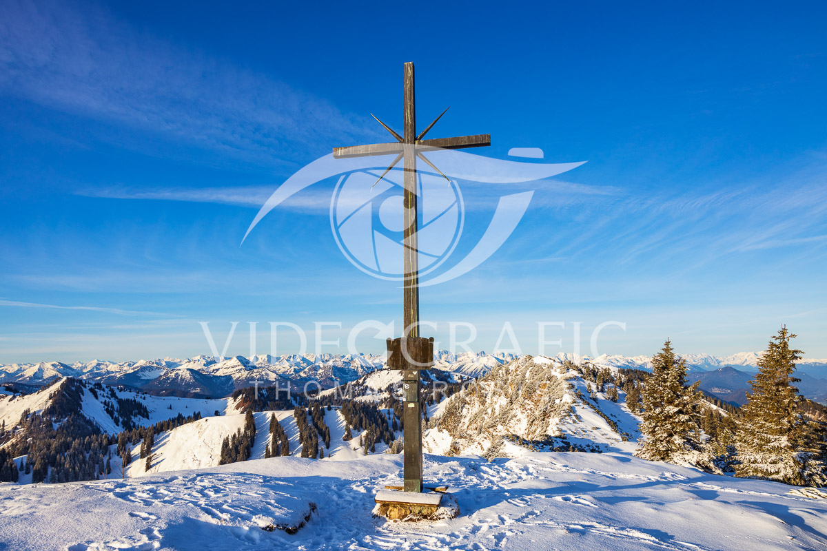 Summit-Crosses-897.jpg