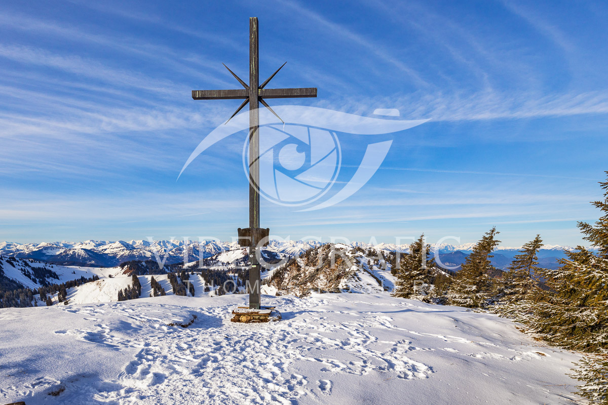 Summit-Crosses-898.jpg