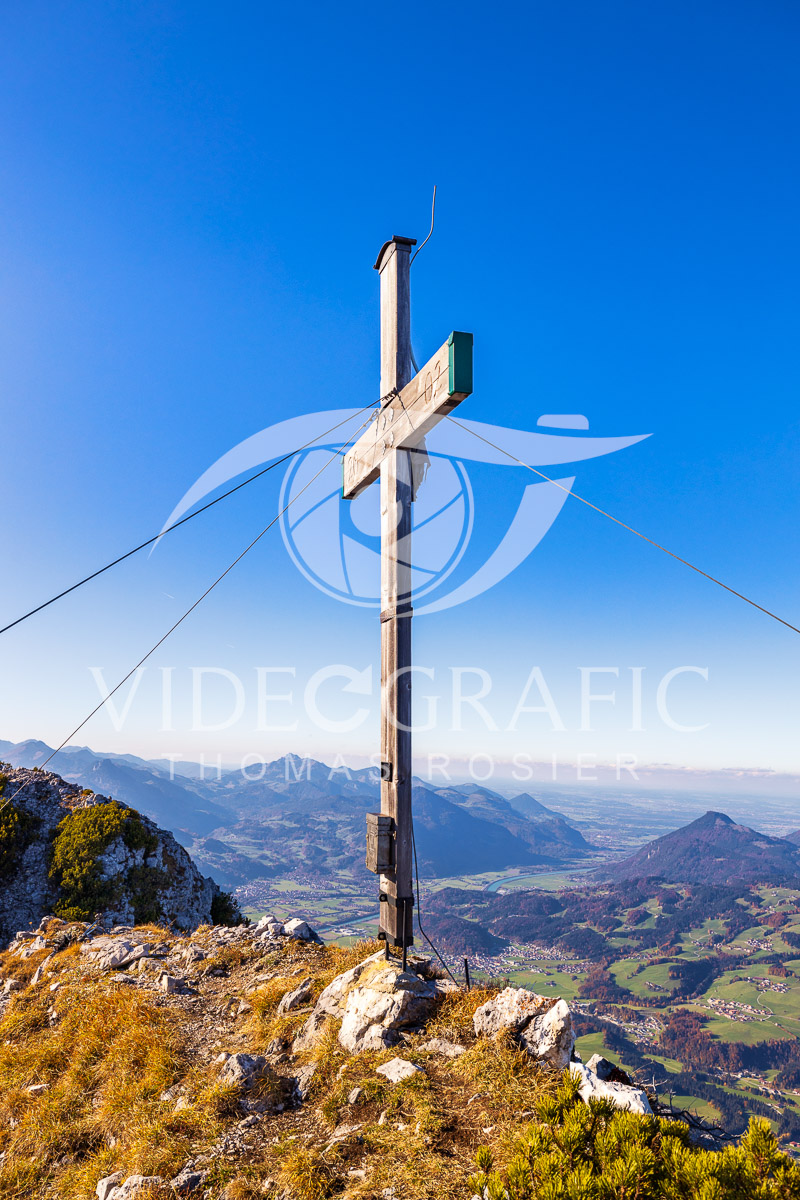 Summit-Crosses-944.jpg