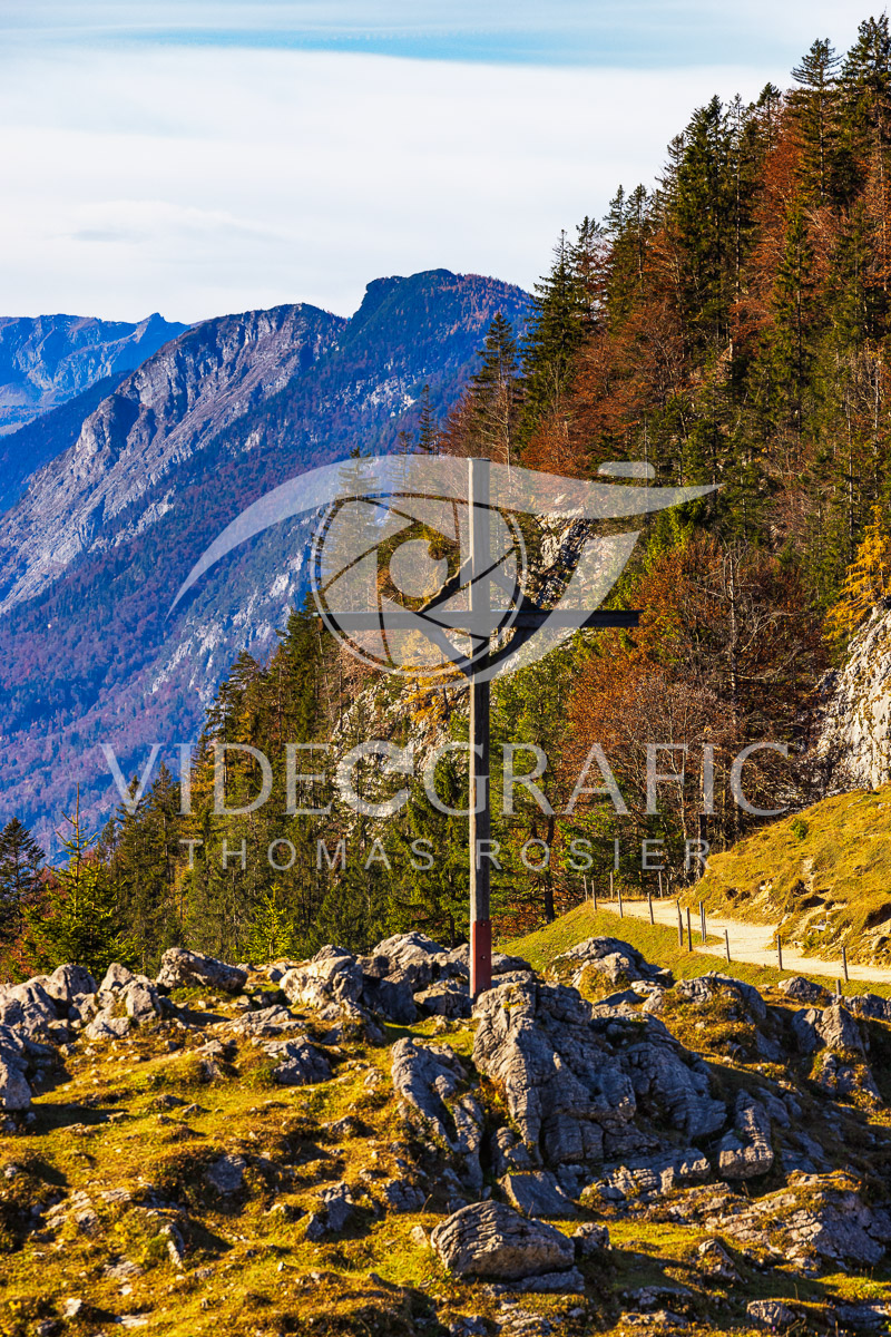 Summit-Crosses-948.jpg