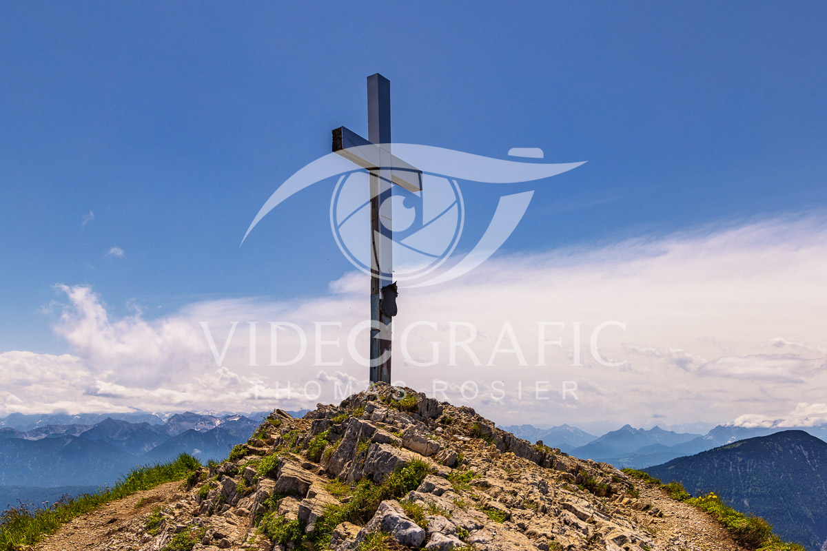 Summit-Crosses-982.jpg
