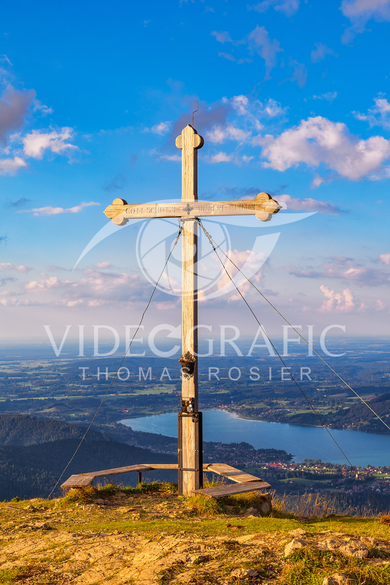 Summit-Crosses-991.jpg