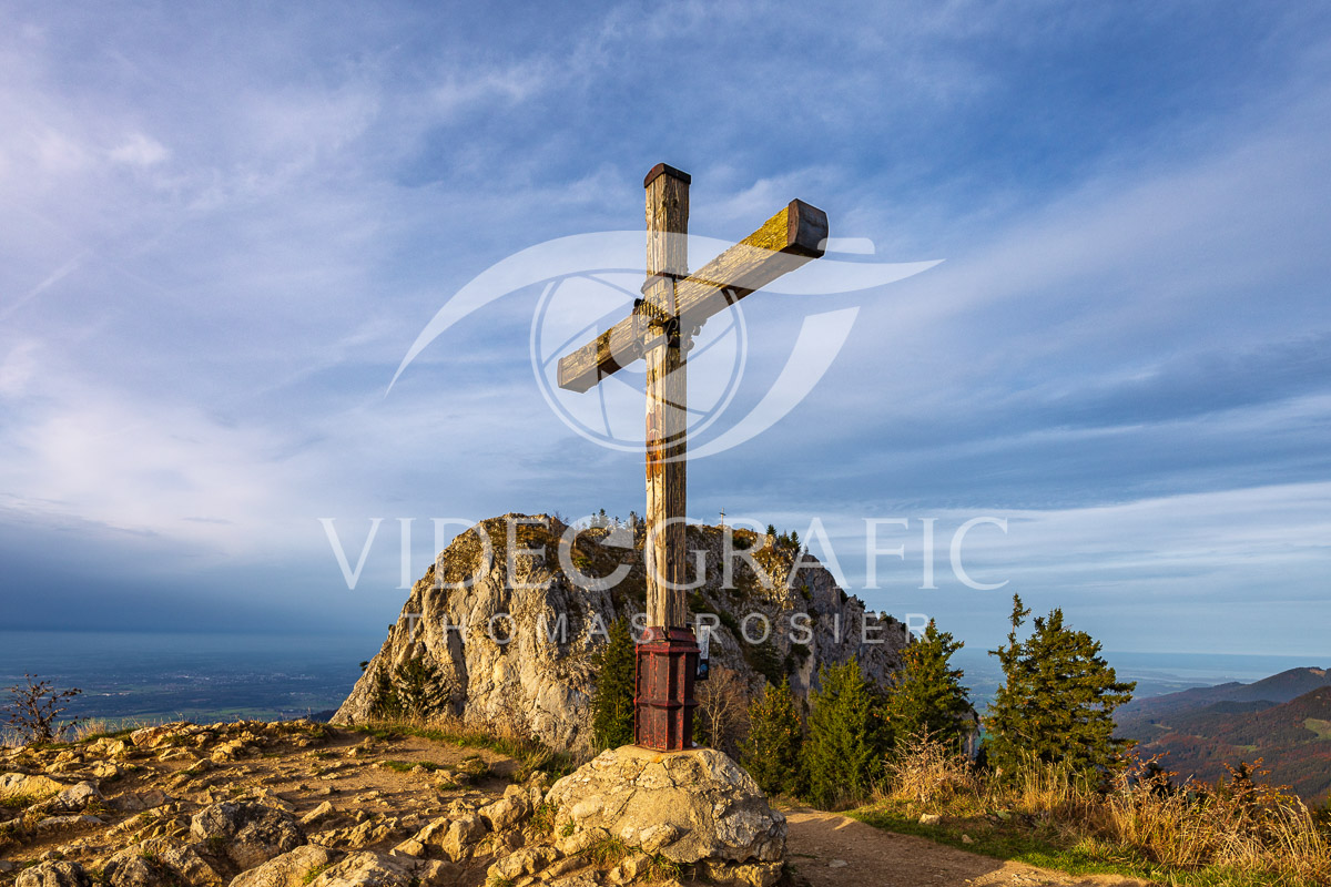 Summit-Crosses-997.jpg