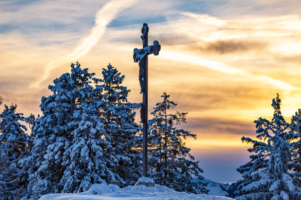 Summit-Crosses-037.jpg