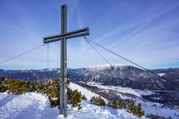 Summit-Crosses-081.jpg