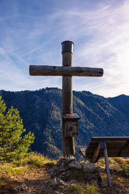 Summit-Crosses-1000.jpg