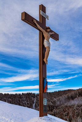 Summit-Crosses-1007.jpg