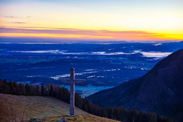 Summit-Crosses-1028.jpg