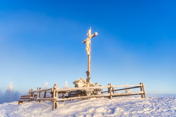 Summit-Crosses-1034.jpg