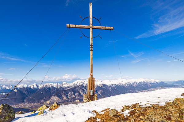 Summit-Crosses-1076.jpg