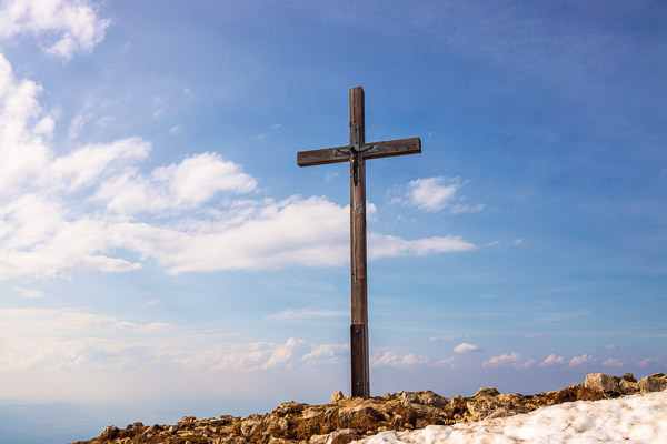 Summit-Crosses-1077.jpg