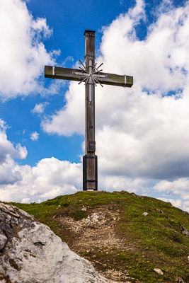Summit-Crosses-1079.jpg
