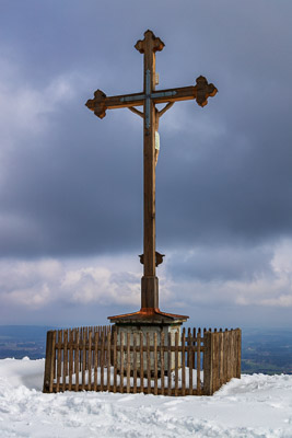 Summit-Crosses-1100.jpg