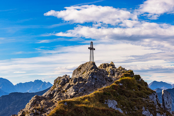 Summit Crosses 1119 Summit-Crosses-1119.jpg