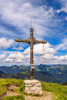 Summit Crosses 1135 Summit-Crosses-1135.jpg