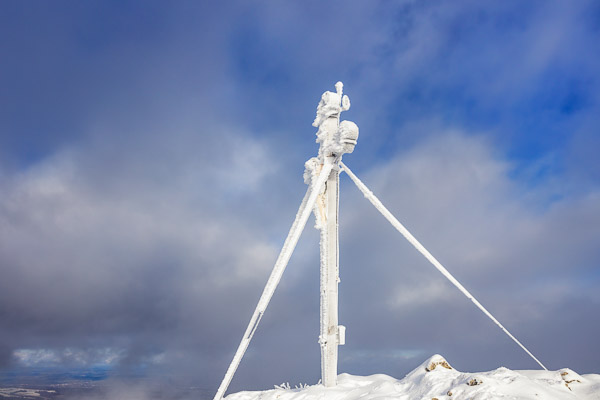 Summit Crosses 1199 Summit-Crosses-1199.jpg