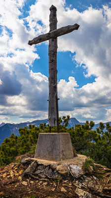 Summit-Crosses-125.jpg