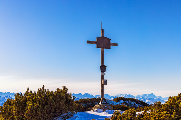 Summit-Crosses-130.jpg