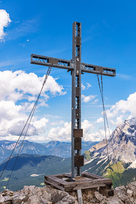Summit-Crosses-176.jpg