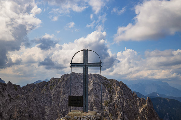 Summit-Crosses-186.jpg
