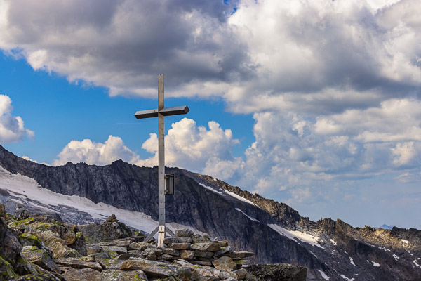 Summit-Crosses-197.jpg