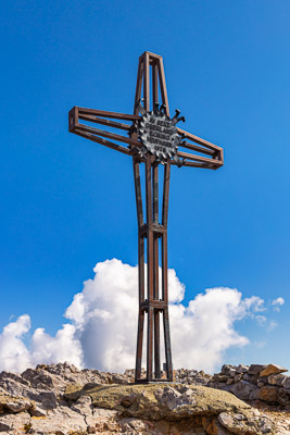 Summit-Crosses-200.jpg