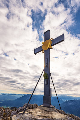 Summit Crosses 207 Summit-Crosses-207.jpg