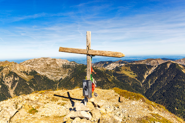 Summit Crosses 216 Summit-Crosses-216.jpg