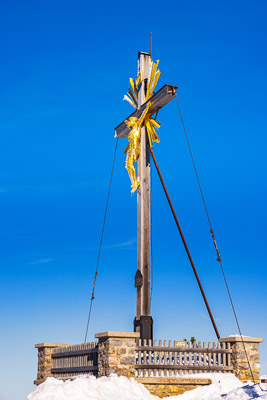 Summit Crosses 263 Summit-Crosses-263.jpg