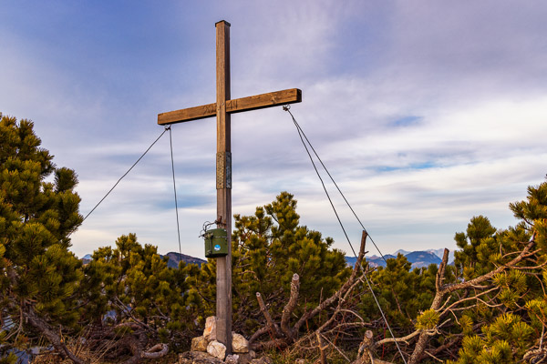 Summit Crosses 278 Summit-Crosses-278.jpg