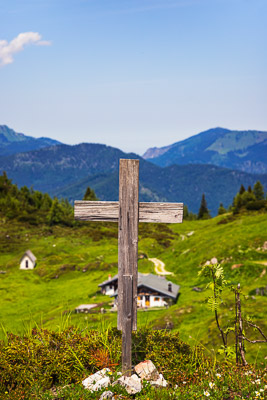 Summit Crosses 286 Summit-Crosses-286.jpg