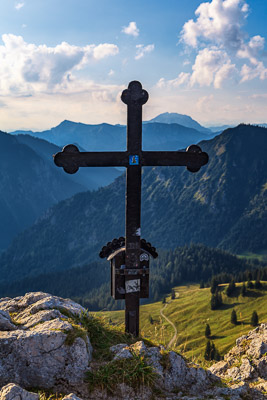 Summit Crosses 318 Summit-Crosses-318.jpg