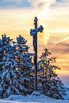 Summit Crosses 337 Summit-Crosses-337.jpg