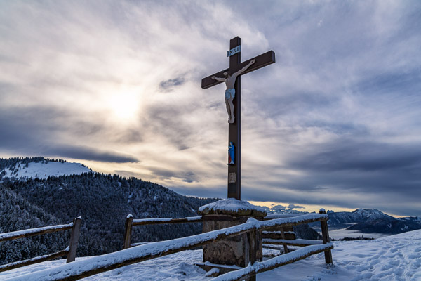 Summit Crosses 341 Summit-Crosses-341.jpg