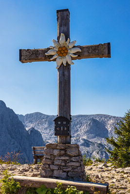 Summit Crosses 351 Summit-Crosses-351.jpg