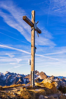 Summit Crosses 407 Summit-Crosses-407.jpg