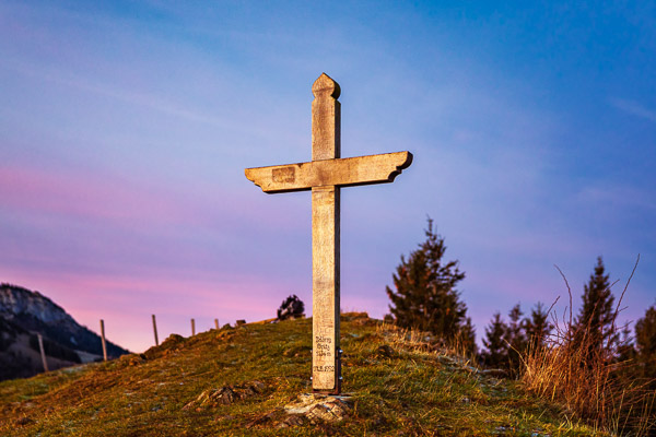 Summit Crosses 417 Summit-Crosses-417.jpg