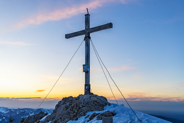 Summit Crosses 439 Summit-Crosses-439.jpg