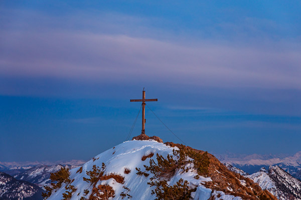 Summit Crosses 440 Summit-Crosses-440.jpg