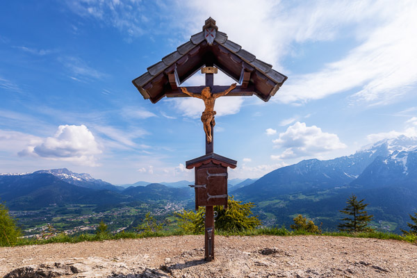 Summit Crosses 445 Summit-Crosses-445.jpg