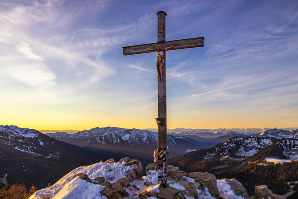 Summit Crosses 460 Summit-Crosses-460.jpg