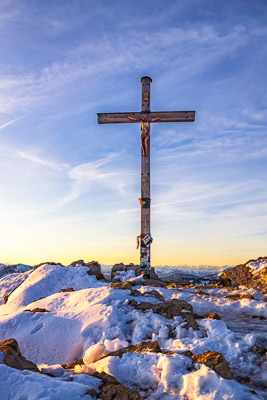 Summit Crosses 461 Summit-Crosses-461.jpg