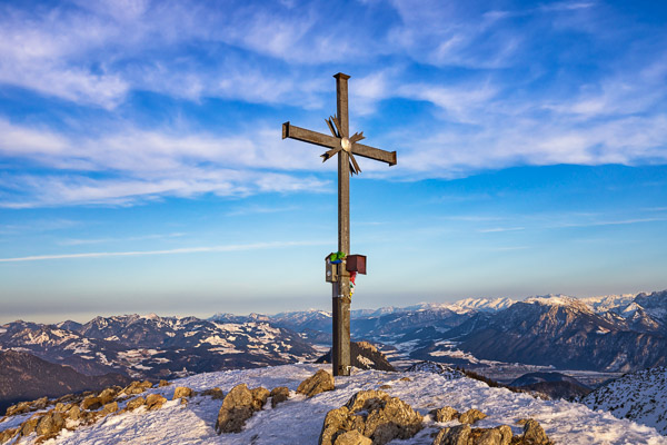 Summit Crosses 463 Summit-Crosses-463.jpg