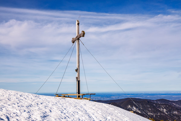 Summit Crosses 469 Summit-Crosses-469.jpg